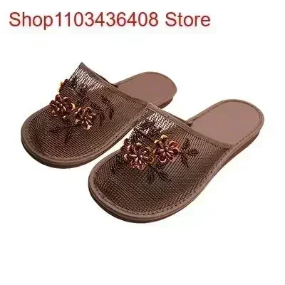 Women Stylish  Floral Slippers – Waders Bewertung und Preis